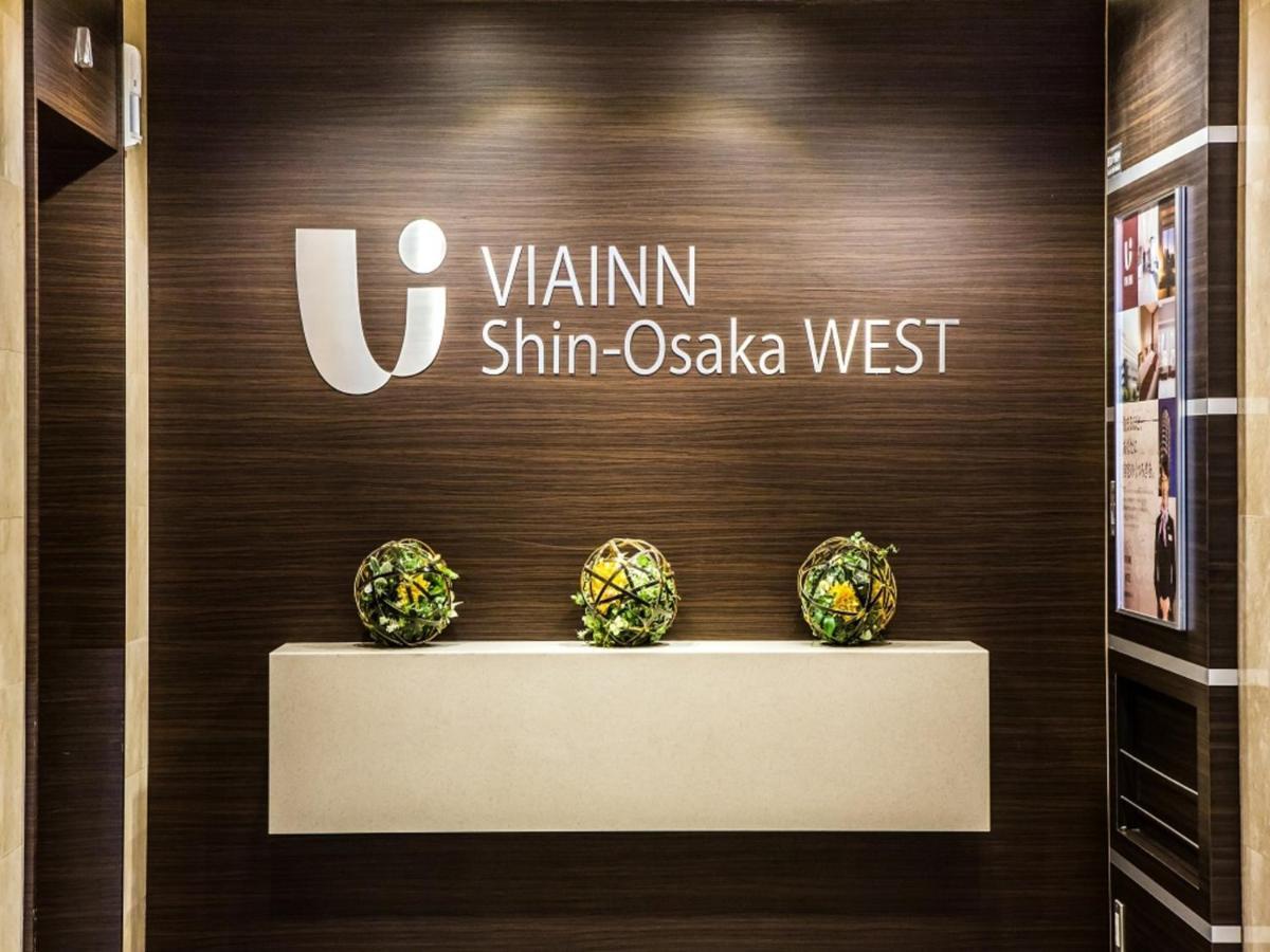 Via Inn Shin Osaka West Екстер'єр фото