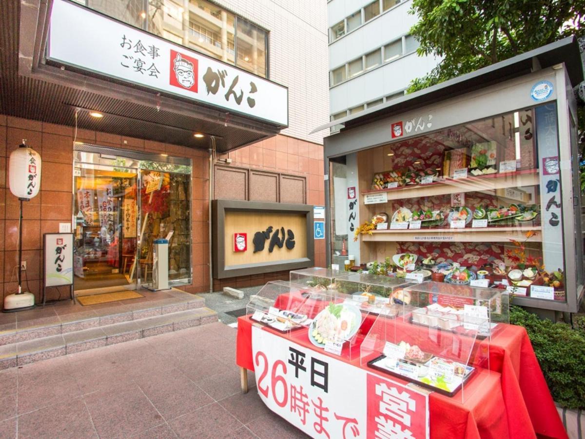Via Inn Shin Osaka West Екстер'єр фото