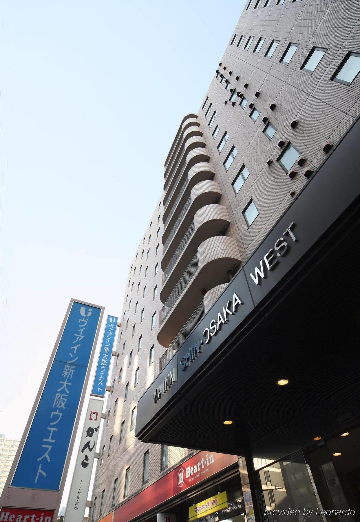 Via Inn Shin Osaka West Екстер'єр фото